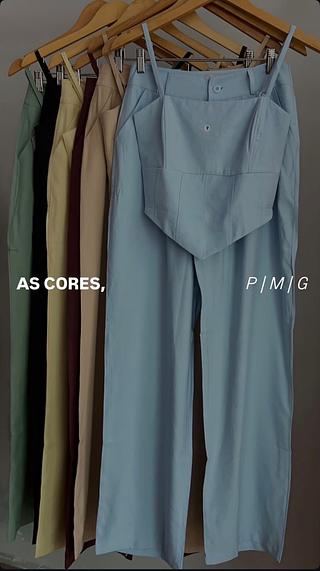 Conjunto Sensórias cropped + calça